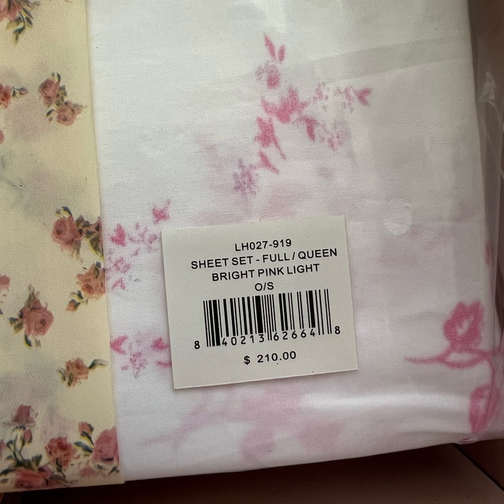 NWT Queen LoveShackFancy Pastiche De Bouquet Pink Floral Sheet Sets. - Picture 4 of 4